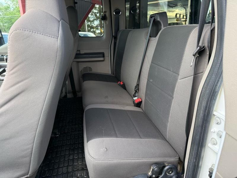 2010 Ford F-250 Image 27