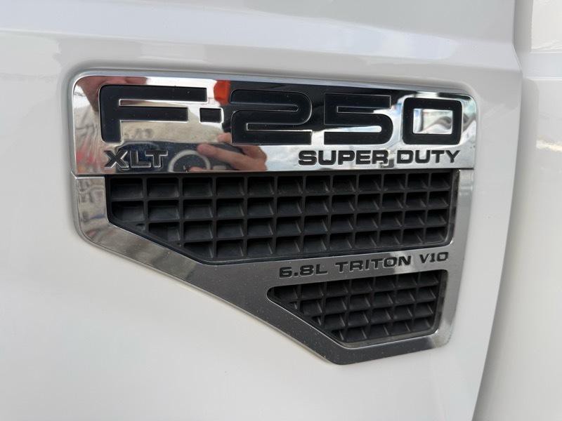 2010 Ford F-250 Image 29
