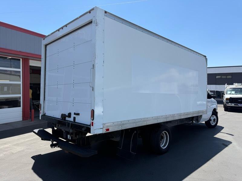 2019 Ford Econoline Image 7