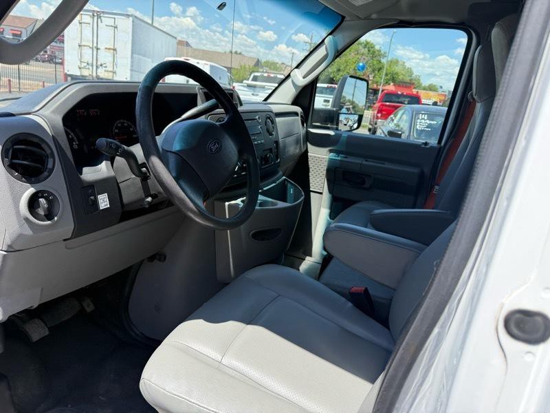 2019 Ford Econoline Image 16
