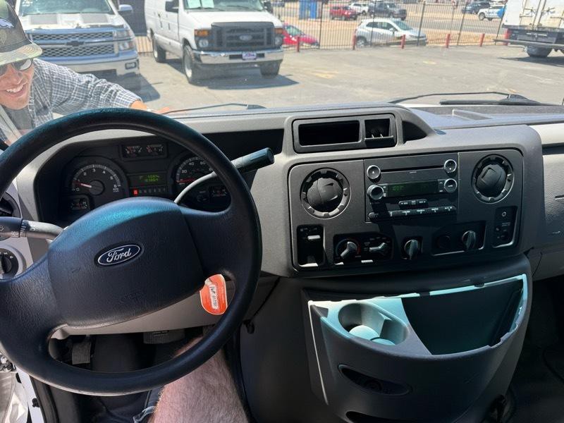 2019 Ford Econoline Image 19