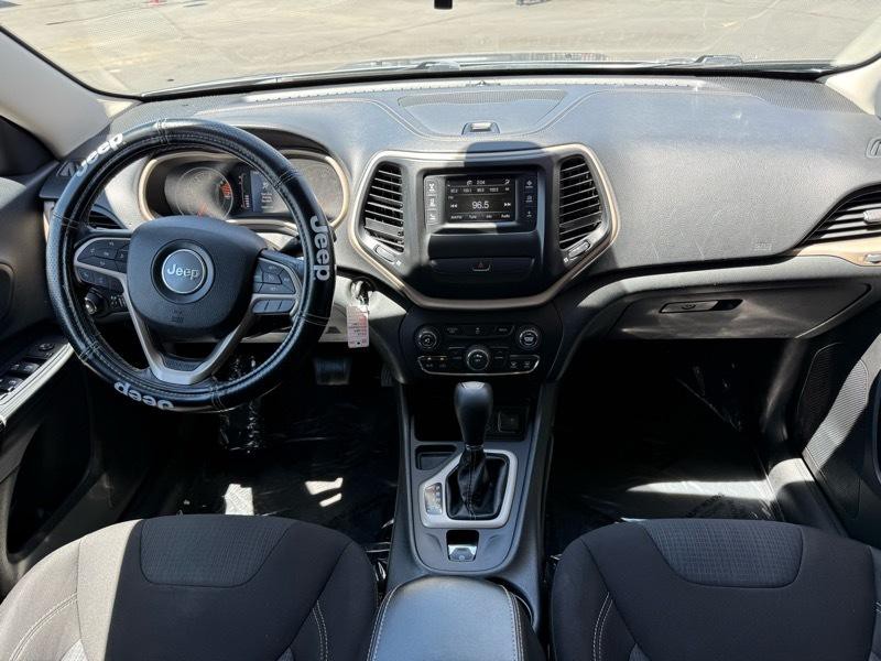 2016 Jeep Cherokee Image 15