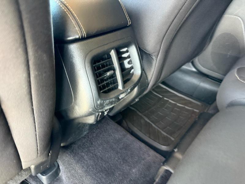 2016 Jeep Cherokee Image 31