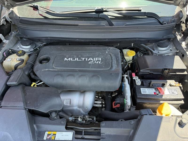 2016 Jeep Cherokee Image 34