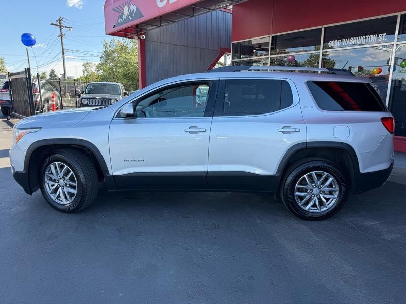 2017 GMC Acadia Image 2