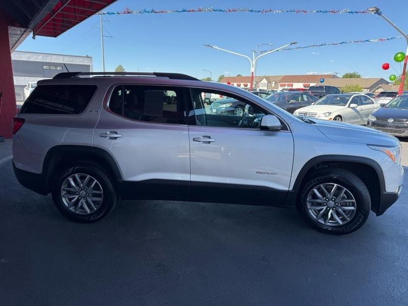 2017 GMC Acadia Image 7