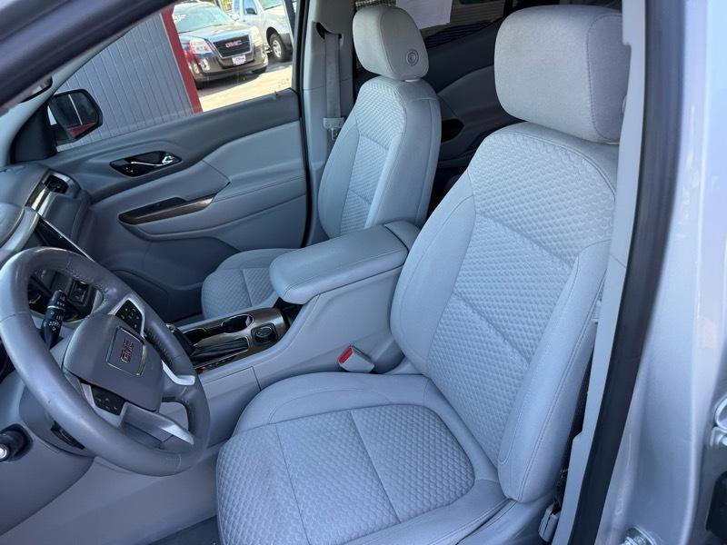 2017 GMC Acadia Image 14