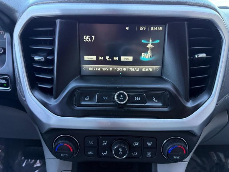 2017 GMC Acadia Image 18
