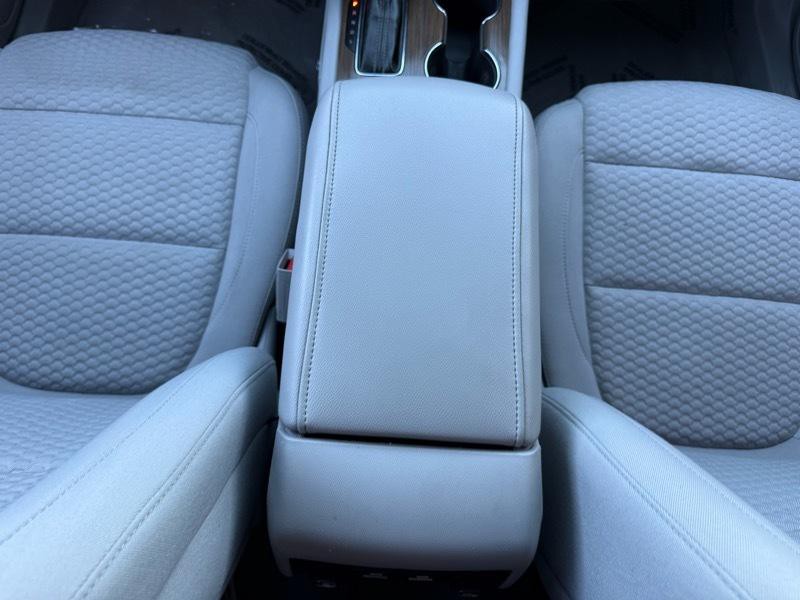 2017 GMC Acadia Image 21