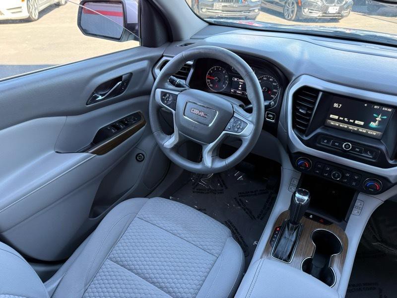 2017 GMC Acadia Image 22