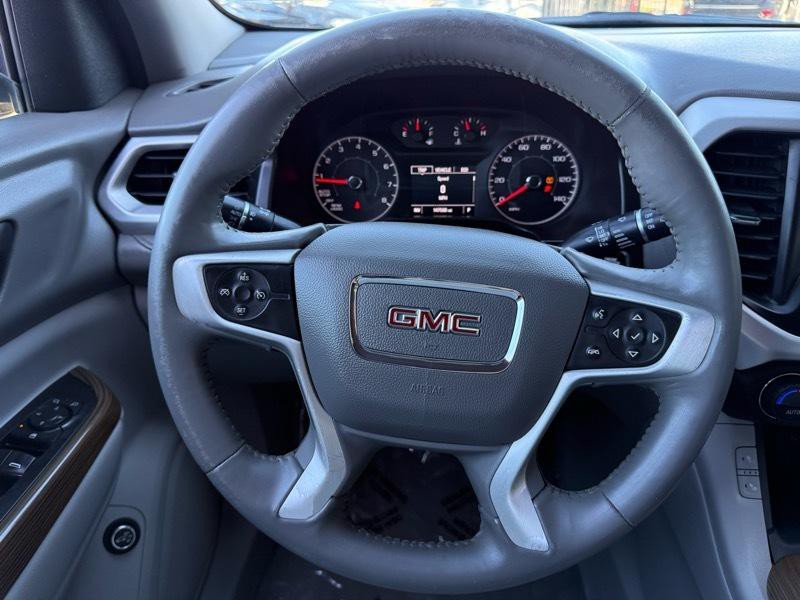 2017 GMC Acadia Image 24