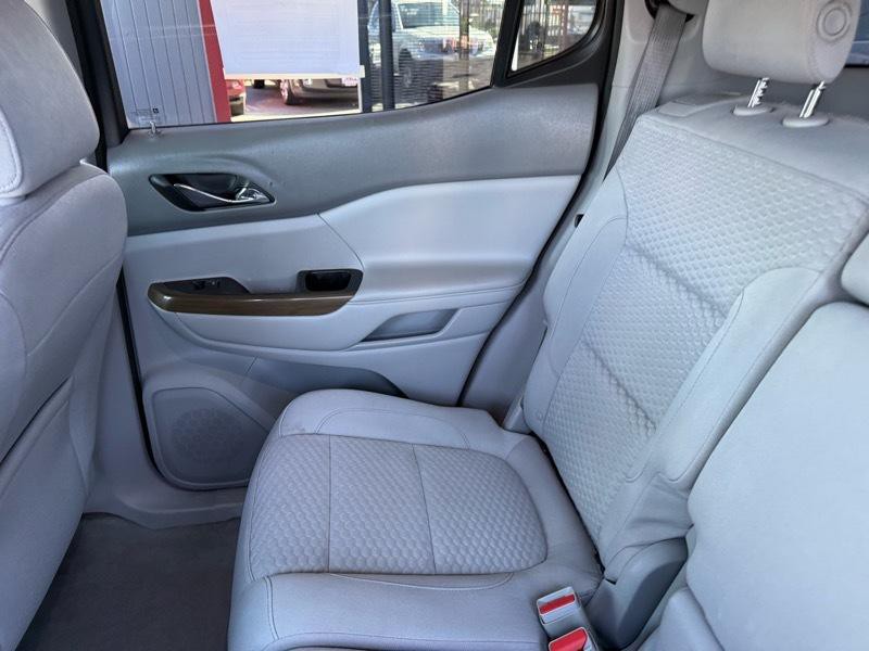 2017 GMC Acadia Image 31