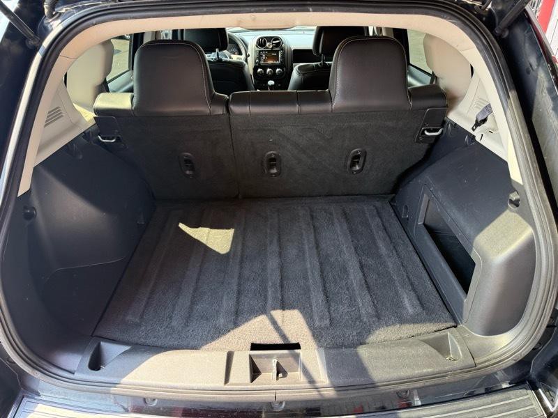 2016 Jeep Compass Image 5