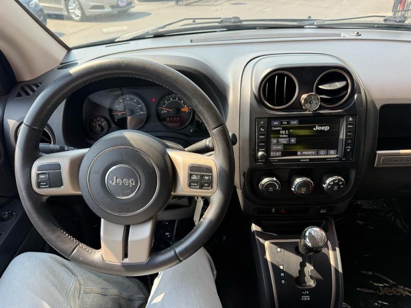 2016 Jeep Compass Image 17