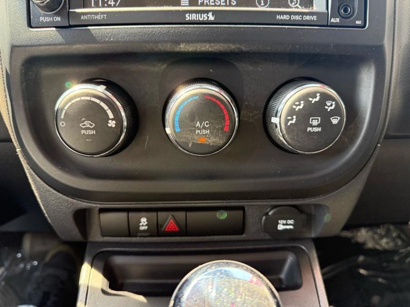 2016 Jeep Compass Image 19