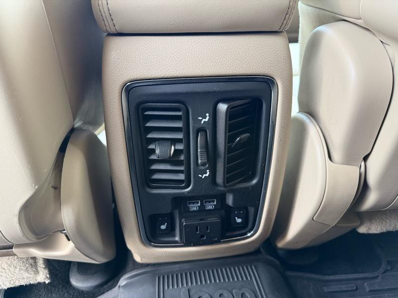 2014 Jeep Grand Cherokee Image 25