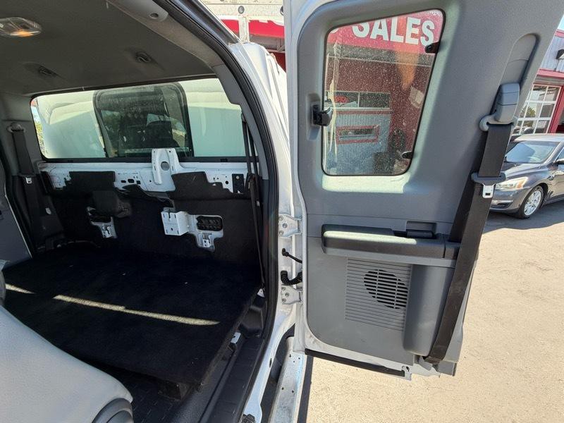 2016 Ford F-250 Image 28