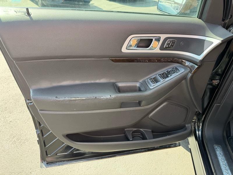 2012 Ford Explorer Image 13