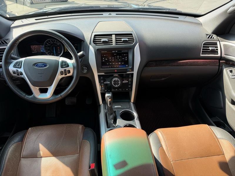 2012 Ford Explorer Image 15