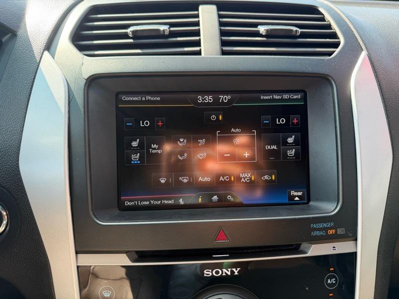2012 Ford Explorer Image 16