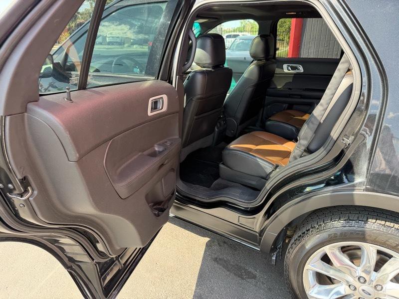 2012 Ford Explorer Image 22