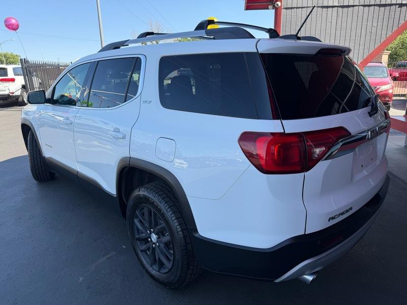 2018 GMC Acadia Image 3