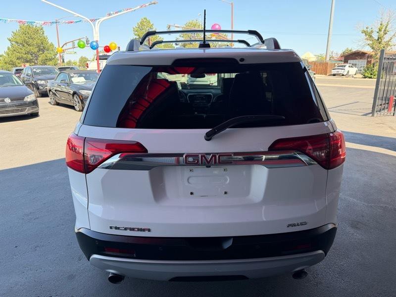 2018 GMC Acadia Image 4