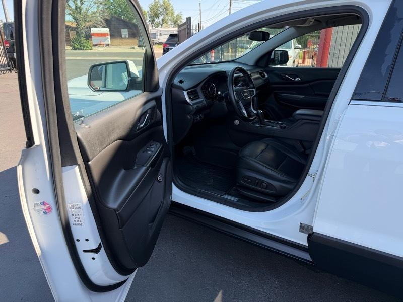 2018 GMC Acadia Image 10