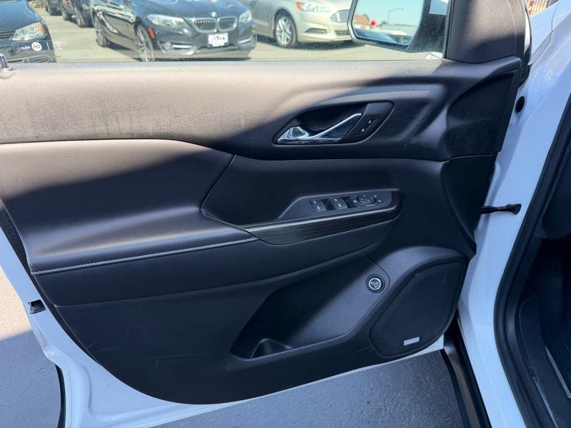 2018 GMC Acadia Image 11
