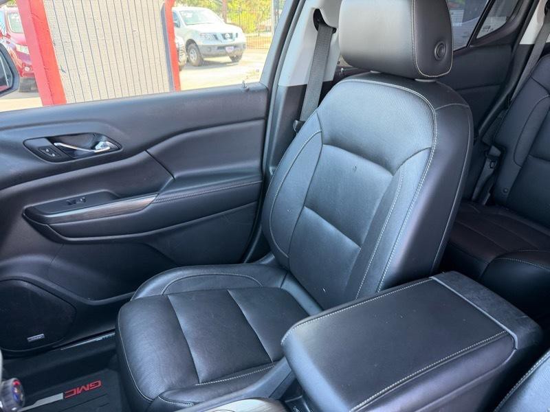 2018 GMC Acadia Image 12