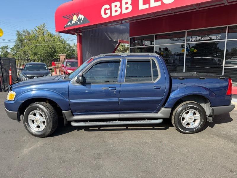 2004 Ford Explorer Image 2