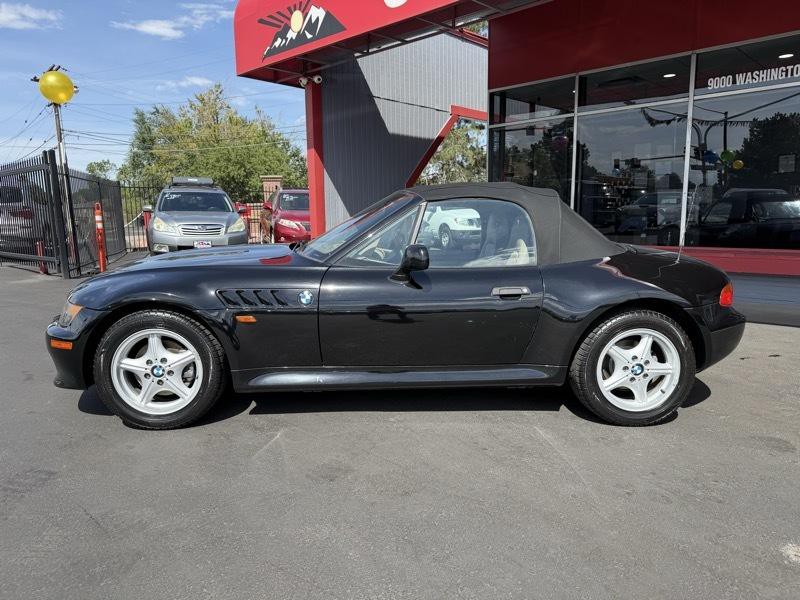1999 BMW Z3 Image 2