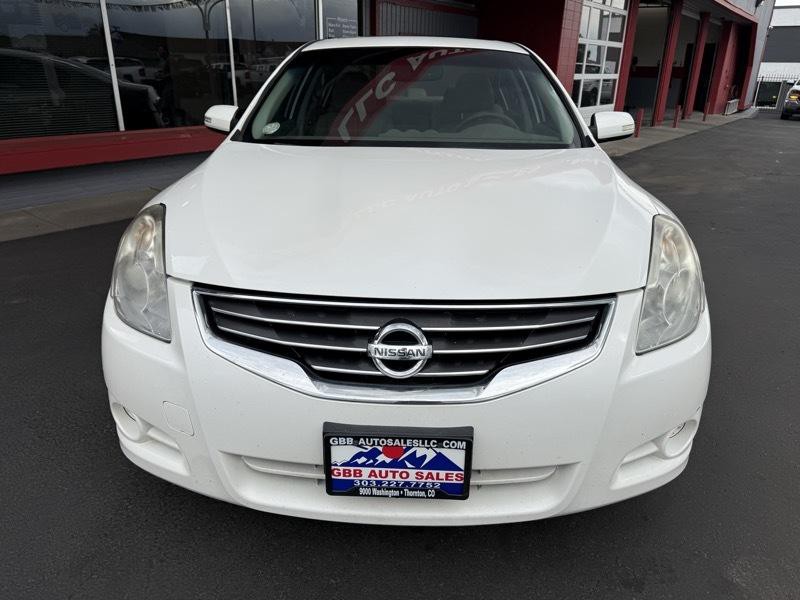 2011 Nissan Altima Image 10