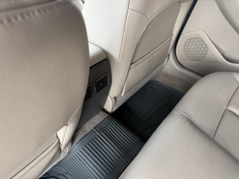2011 Nissan Altima Image 30
