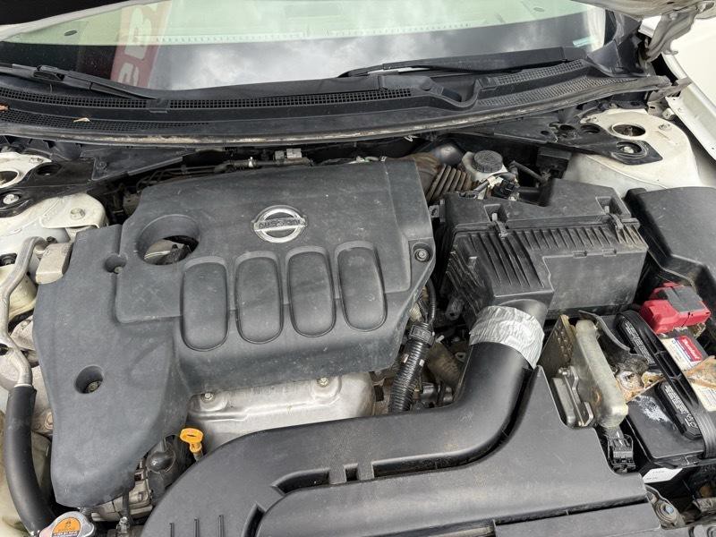 2011 Nissan Altima Image 33