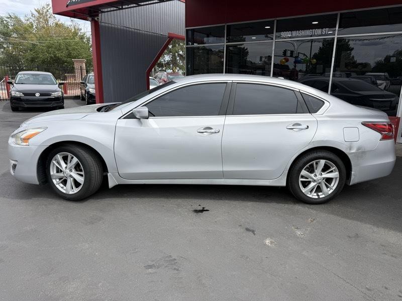2014 Nissan Altima Image 2