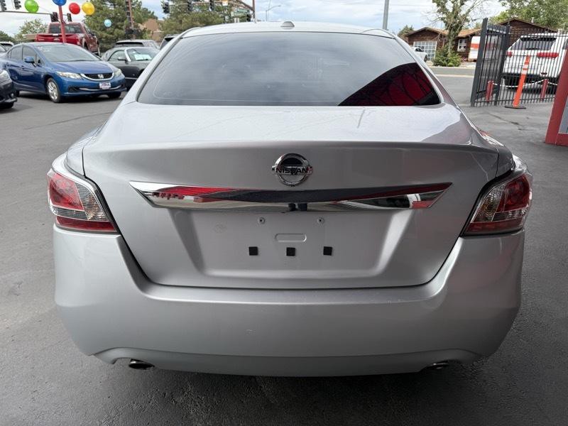 2014 Nissan Altima Image 5