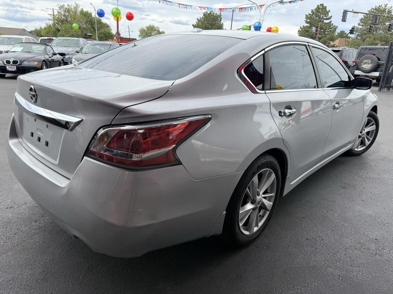 2014 Nissan Altima Image 8