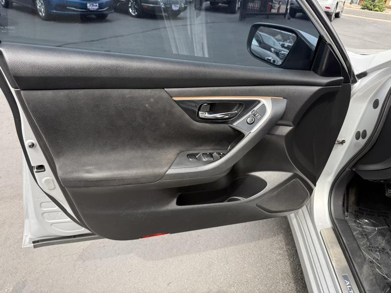 2014 Nissan Altima Image 13