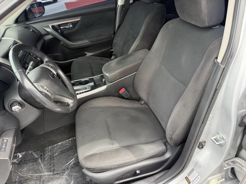 2014 Nissan Altima Image 14