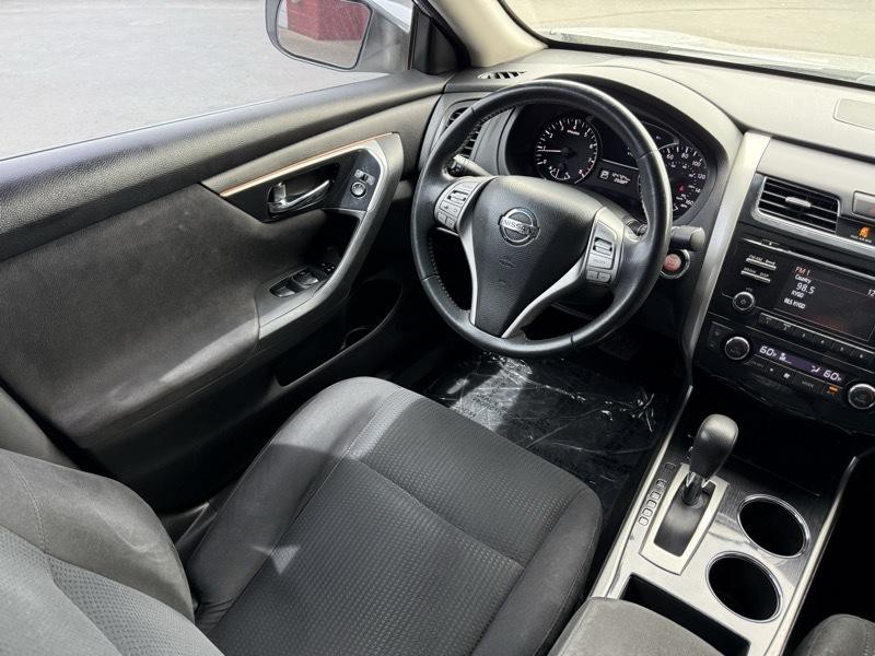 2014 Nissan Altima Image 22