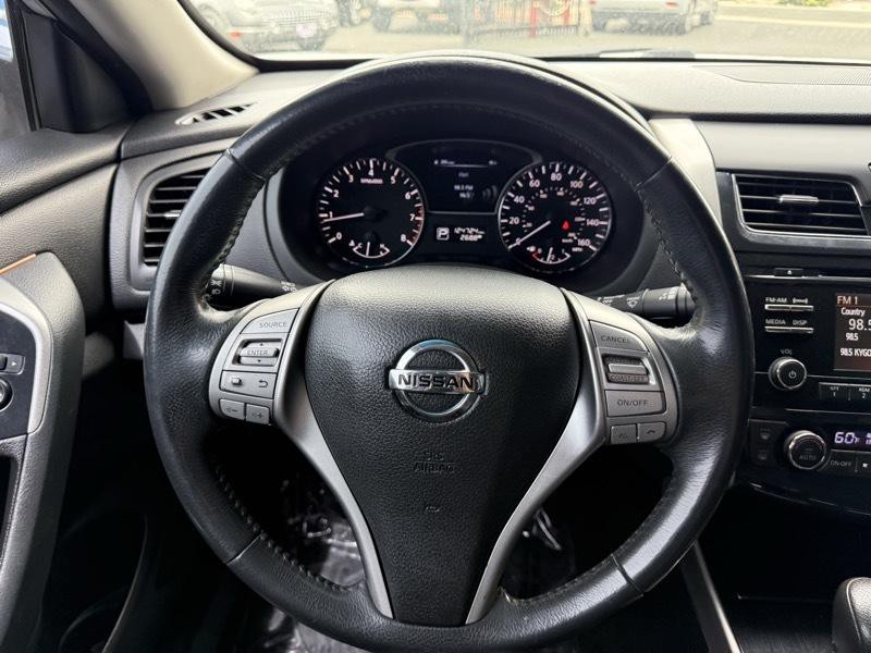 2014 Nissan Altima Image 24