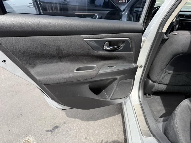 2014 Nissan Altima Image 27