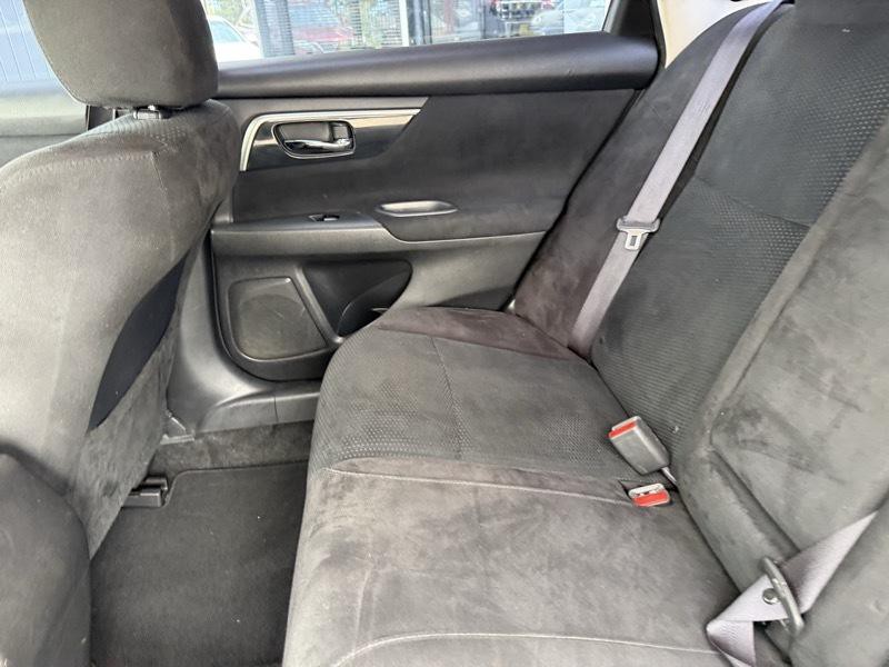 2014 Nissan Altima Image 30