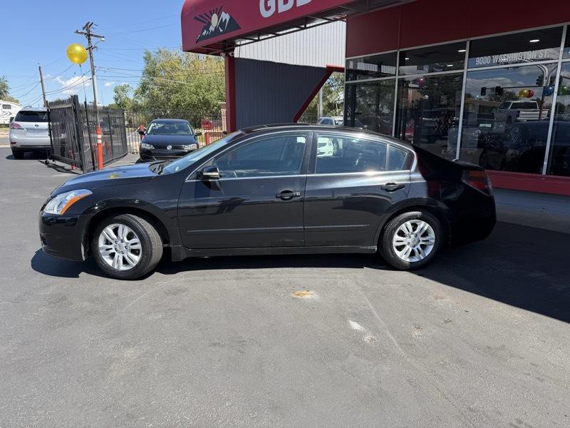 2012 Nissan Altima Image 2