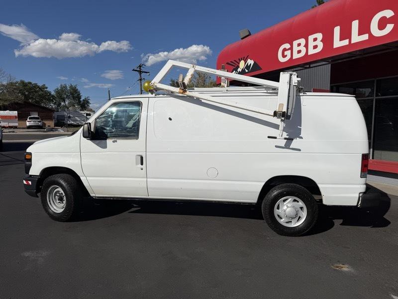 2011 Ford Econoline Image 3