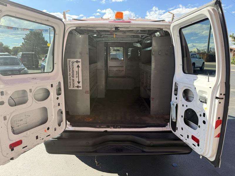 2011 Ford Econoline Image 8
