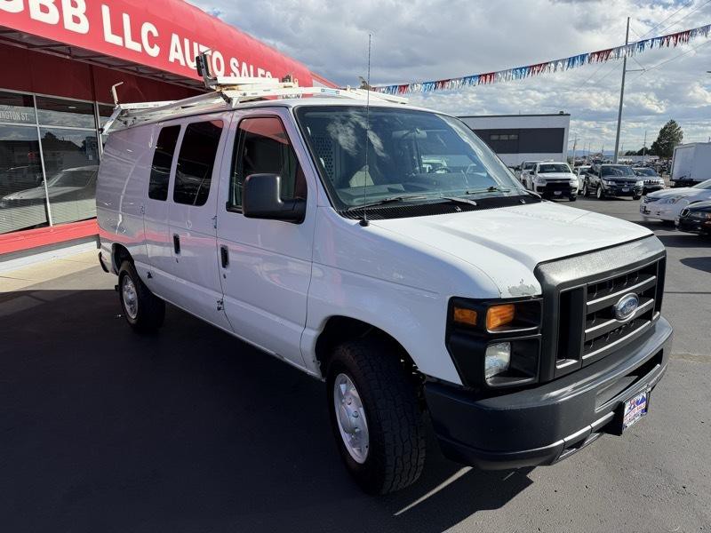 2011 Ford Econoline Image 14