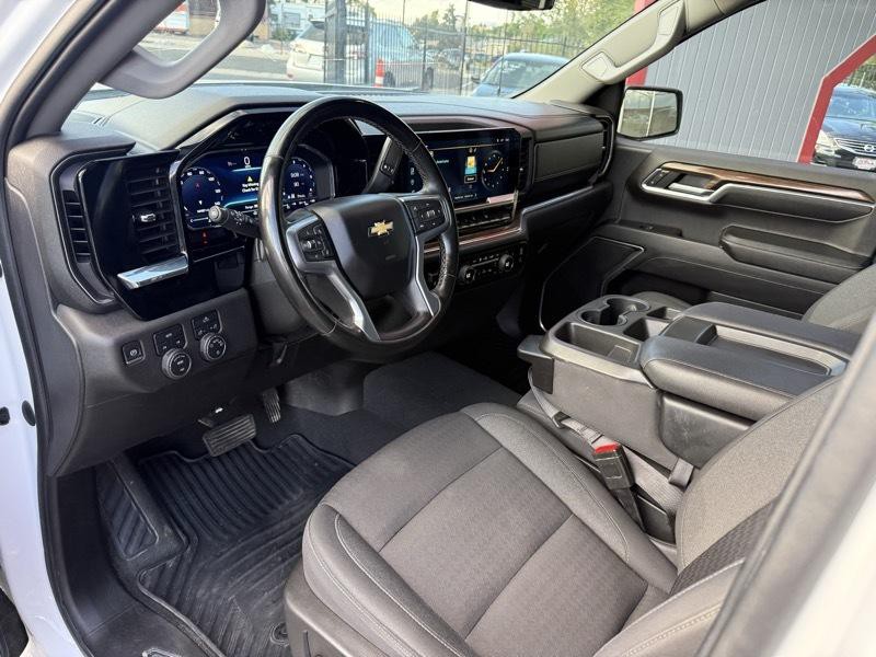 2023 Chevrolet Silverado 1500 Image 12