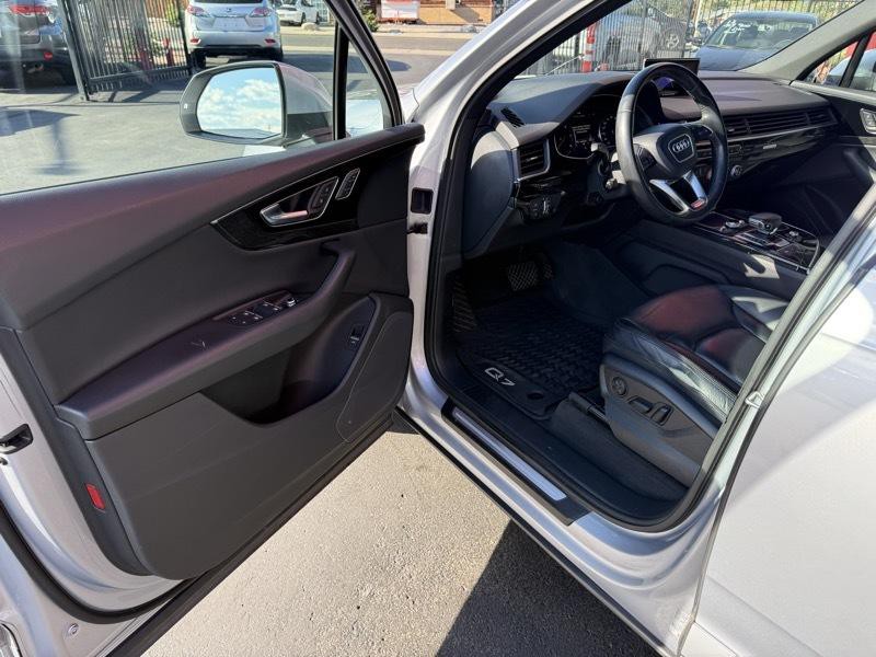 2019 Audi Q7 Image 12